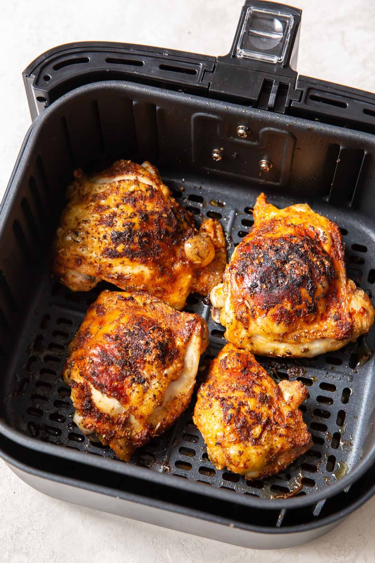How to Use Air Fryer for Beginners: Easy Start Guide - KitchenAbly